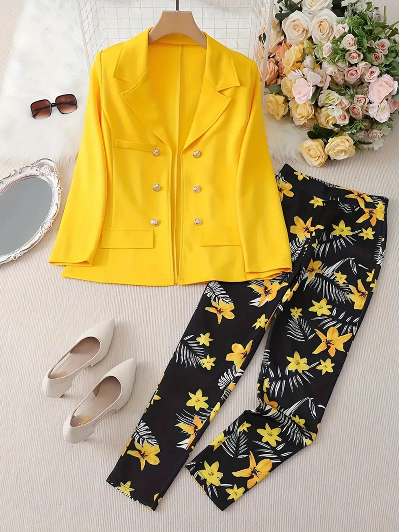 Women's Business and Leisure Two-Piece Suit Set, Solid Color Long-Sleeved Double-Breasted Suit Jacket and Floral Printed High-Waisted Skirt