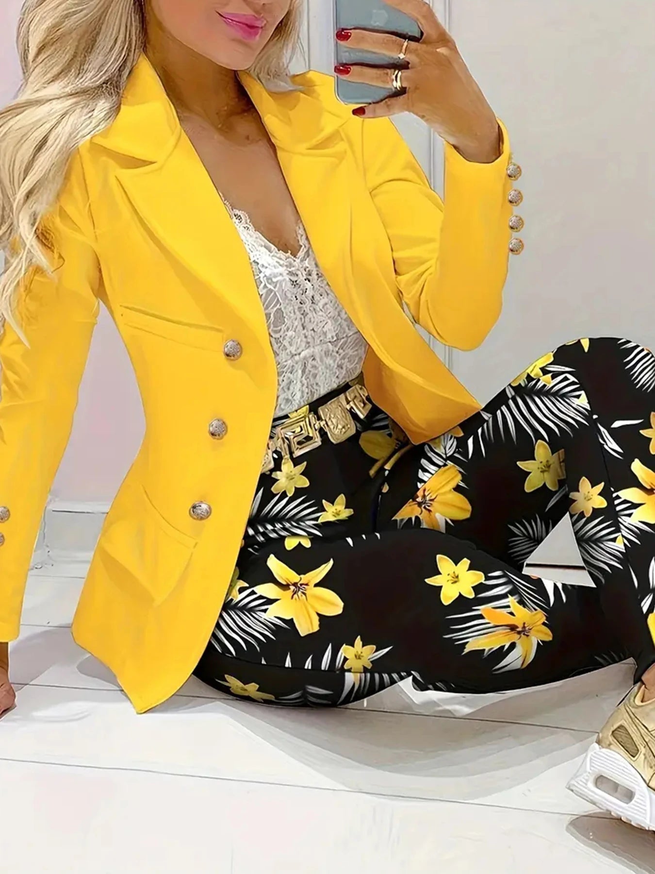 Women's Business and Leisure Two-Piece Suit Set, Solid Color Long-Sleeved Double-Breasted Suit Jacket and Floral Printed High-Waisted Skirt