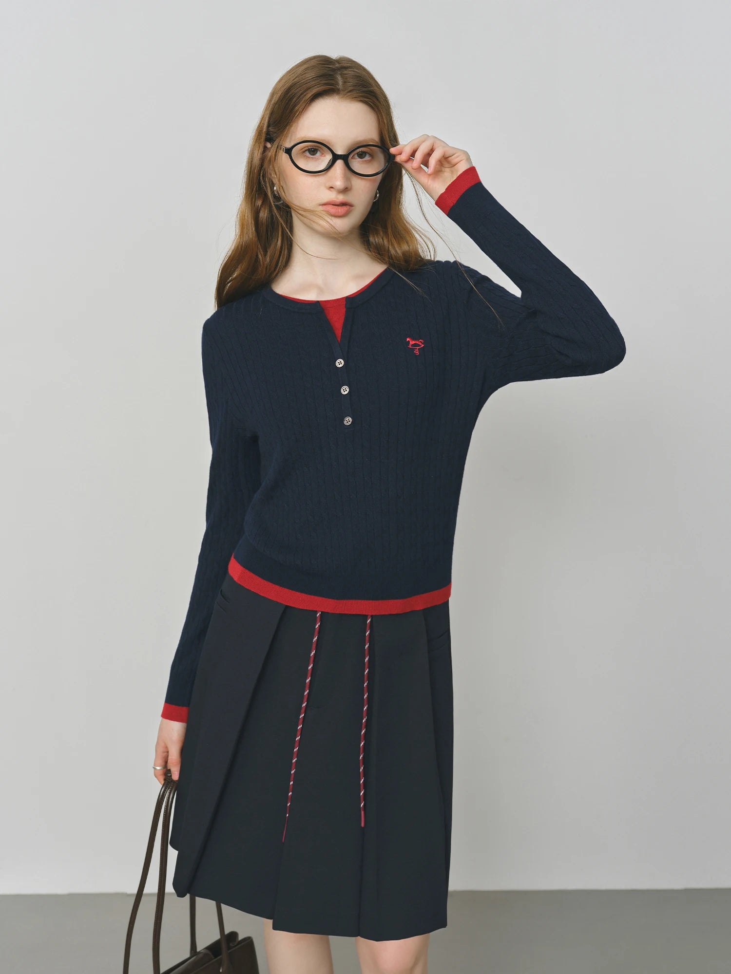 FSLE Fake Two-piece Design Cable Knit Sweater for Women 2025 Autumn New Slim Fit Embroidered Contrast Color Top 25FS13297