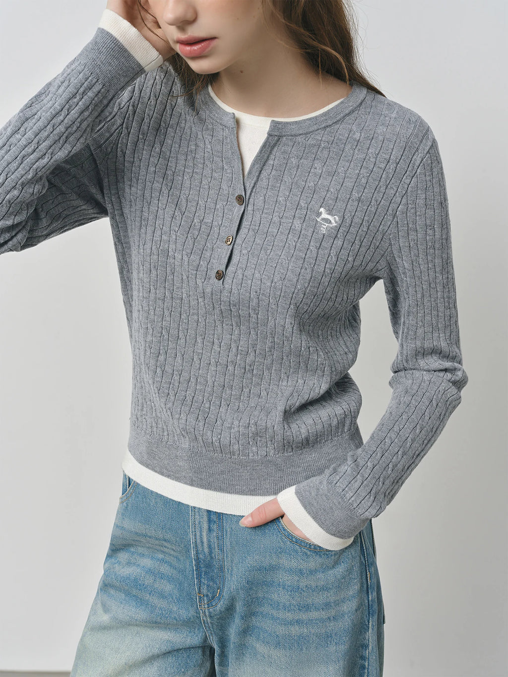 FSLE Fake Two-piece Design Cable Knit Sweater for Women 2025 Autumn New Slim Fit Embroidered Contrast Color Top 25FS13297